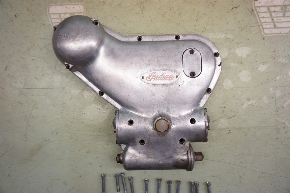 Indian Trailblazer Royal Enfield Re 700 Chief 1957 *2691 cubierta de distribución bomba de aceite 2 Foto 2 de 4