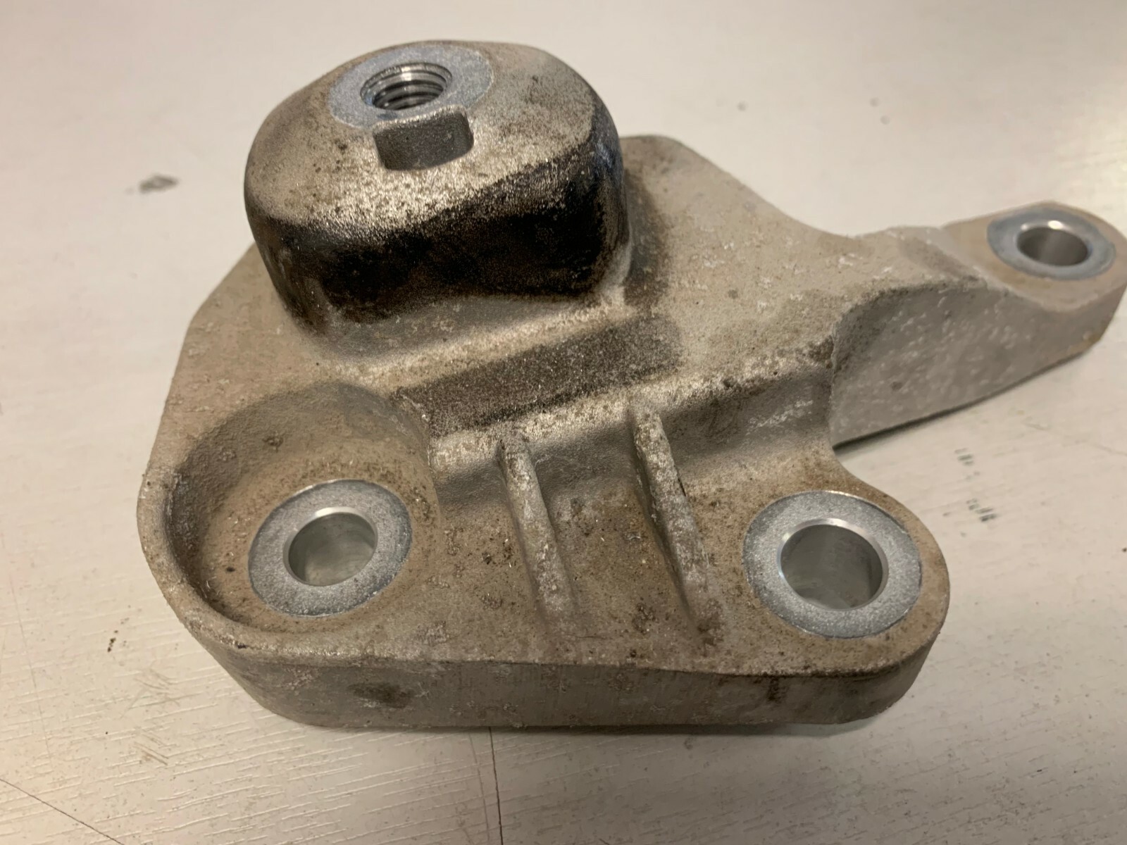 Ford Focus Gearbox Mount / Bracket ST250 2.0 Diesel 20152018 F1F1