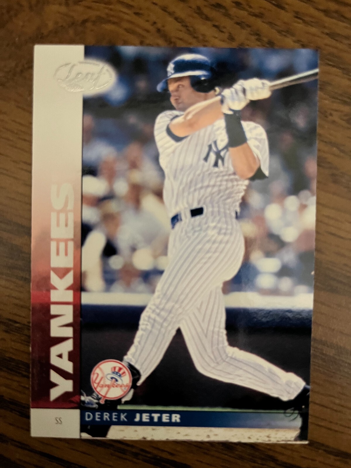 2002 Leaf #129 Derek Jeter New York Yankees  NrMt