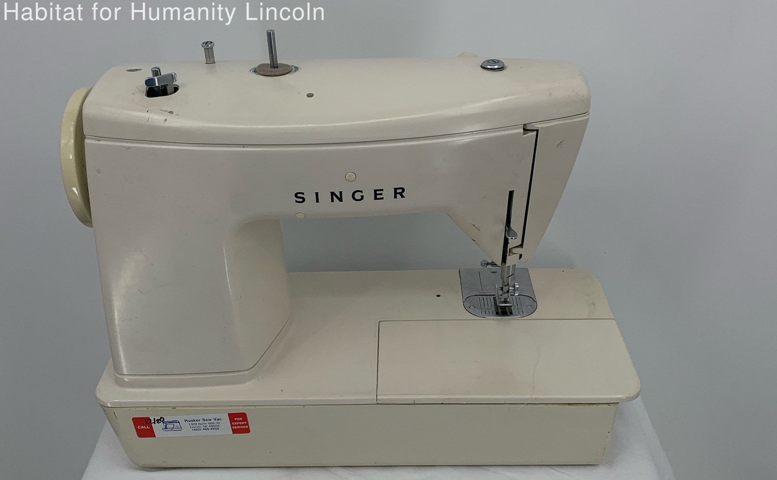Vintage Singer Stylist Zig Zag Model 774 Sewing Machine With Rolling