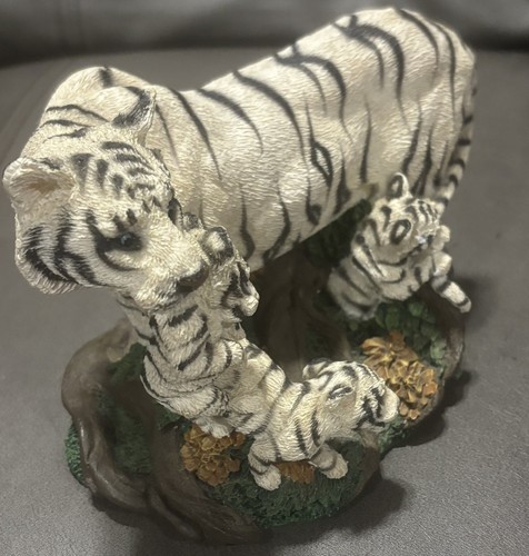 Livingstone White Tiger Family Endanger 1995 New W/ Cubs Figure Detailed - Picture 7 of 11