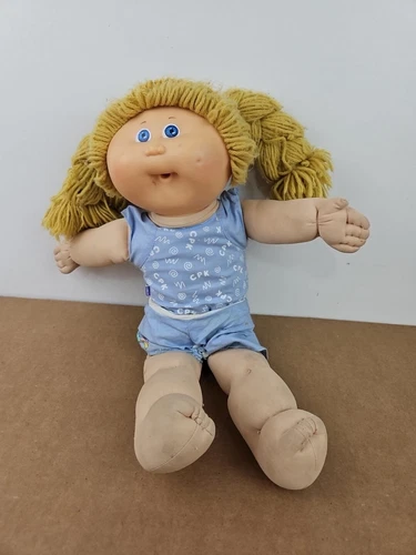 Vintage Cabbage Patch Kids Girl Doll Blonde Hair Blue Eyes 1983