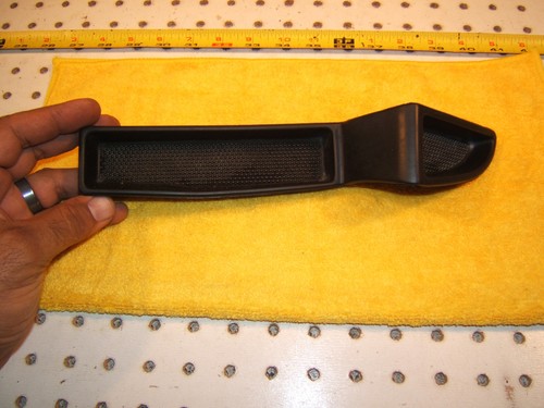 Jaguar 1999 XK8 cupé delantero derecho puerta panel reposabrazos goma interior 1 cubierta - Imagen 8 de 12