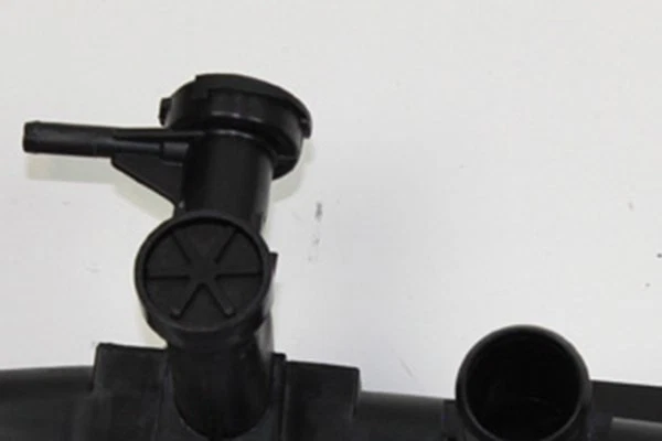 For Toyota RAV4 2001-2003 TYC Engine Coolant Radiator - Изображение 3 из 4