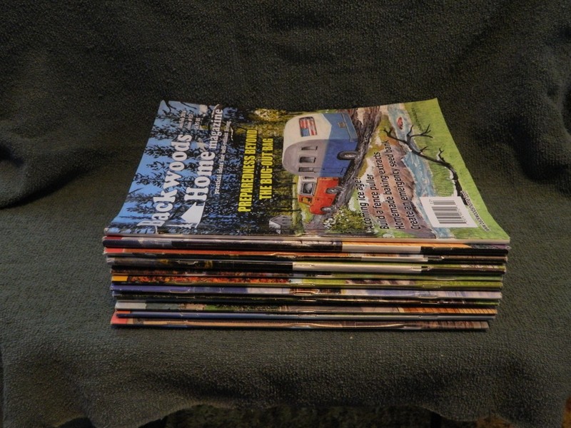 Backwoods Home Magazine / 2016/17 - living off grid -12 issues - DYI - Homestead