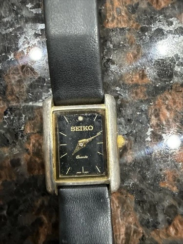 Vintage Seiko Tank Ladies Watch