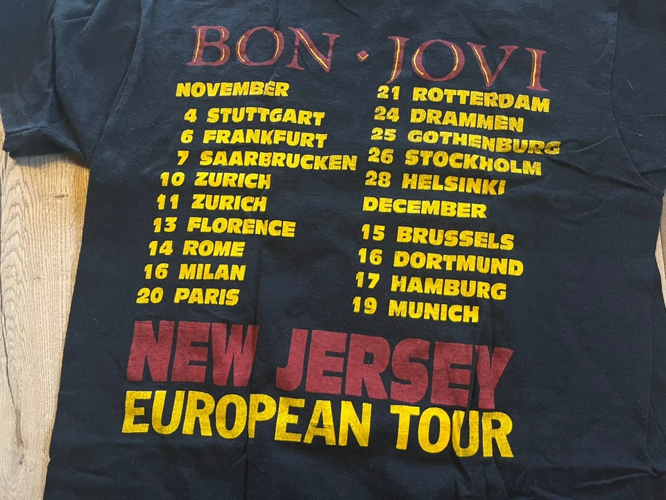 Bon Jovi Vintage 1988 Tour Shirt Skid Row Mötley Crüe Guns N Roses Aerosmith  - Image 4 of 4