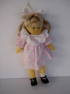 COROLLE MARIE 12 1/2'' BLONDE HAIR M 6 86/6 DRESS SHOES EYES OPEN CLOSE  VGC READ