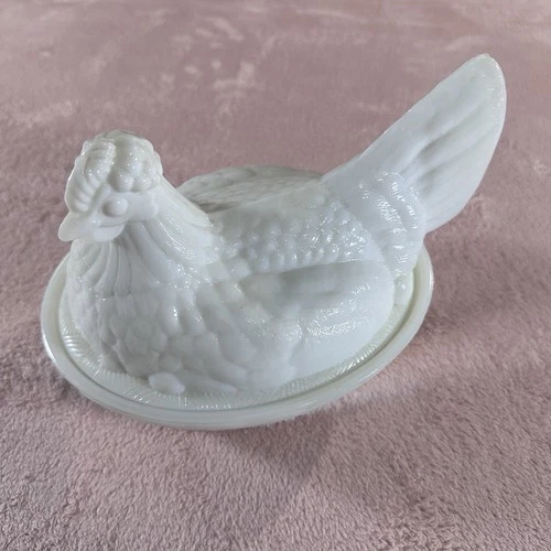 Vintage Indiana Milk Glass Hen on Nest Candy Dish White 7” READ