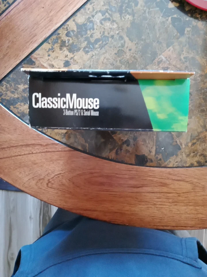 Belkin Classic Mouse Universal Design For Right @ Left Handed Users - Image 2 of 4