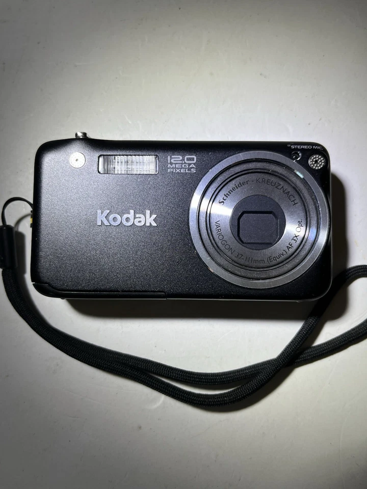 Kodak Easyshare V1253 12.0 Mp 3x Zoom Black Digital Camera (w/2GB SC Card) - Image 3 of 4