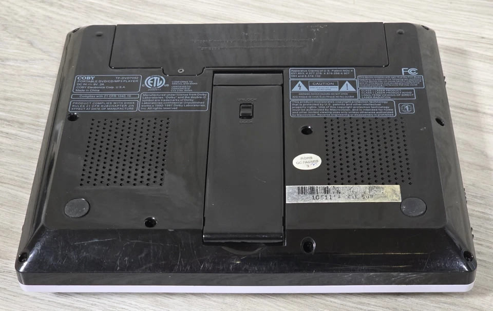 Coby TF-DVD7052 Portable DVD Player 7” Screen w/Adapter & Remote - TESTED - - Image 4 of 4