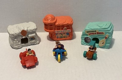 Lot of 3 FLINTSTONES Bedrock City Buildings Bowl O Rama Toy S Aurus Gas 3 Cars