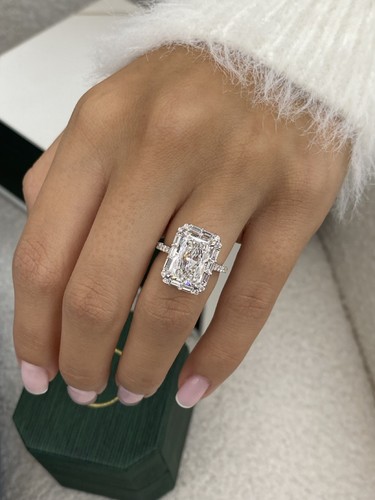 Diamond Halo Ring VVS2 E IGI Certified Radiant 4.37Ct Lab created 14K White Gold - Picture 2 of 11