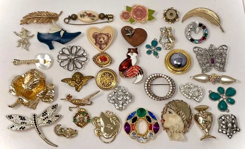 Lot Vtg & Modern BROOCH Pins Costume Jewelry Parts AS IS Craft Art Repurpose A