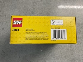 LEGO 40124 Seasonal Winter Fun Christmas Tree Dog Snowmobile Mini Figure Snowman