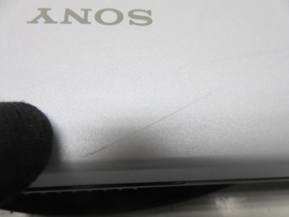 Sony Vaio VGN-FS640/W PCG-7A2L Intel Pentium M 730 1,6 GHz 1 GB SIN DISCO DURO sin batería Foto 3 de 4