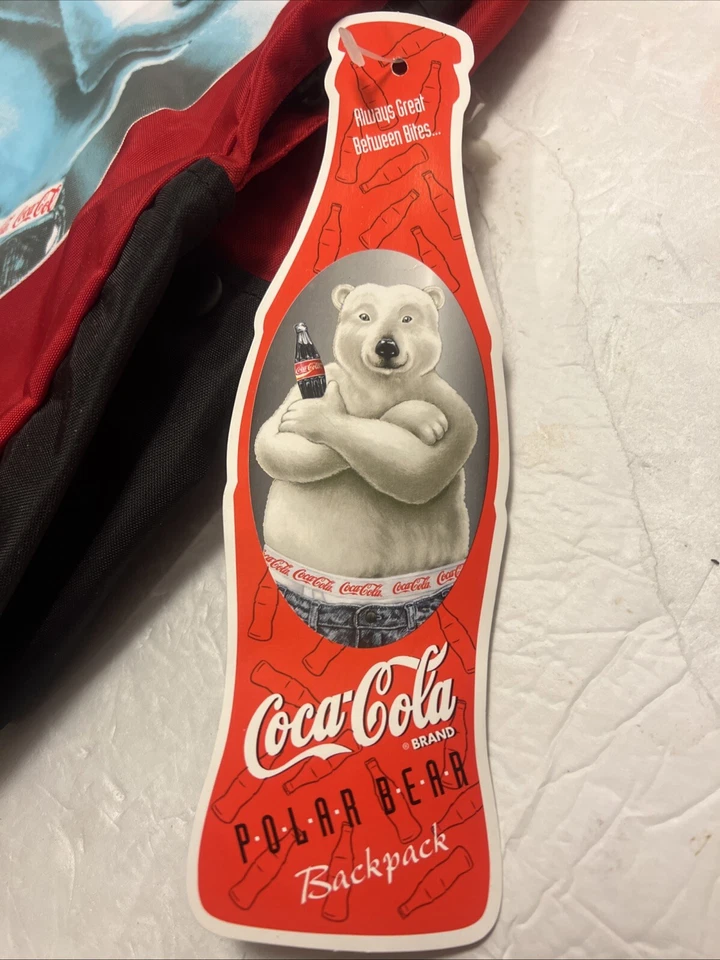 Mochila De Colección COCA COLA Oso Polar Inspirada en Markie Mark Roja Nueva Años 90 Nueva Con Etiquetas Foto 3 de 4