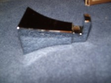 Gancho para bata Signature Hardware Villamonte 446960 acabado cromado