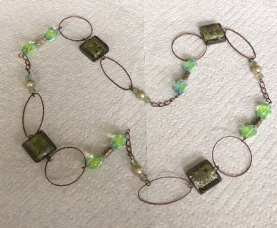 Hand Crafted 28  Green Art Glass & Metal Necklace Jewelry Lot XA-9
