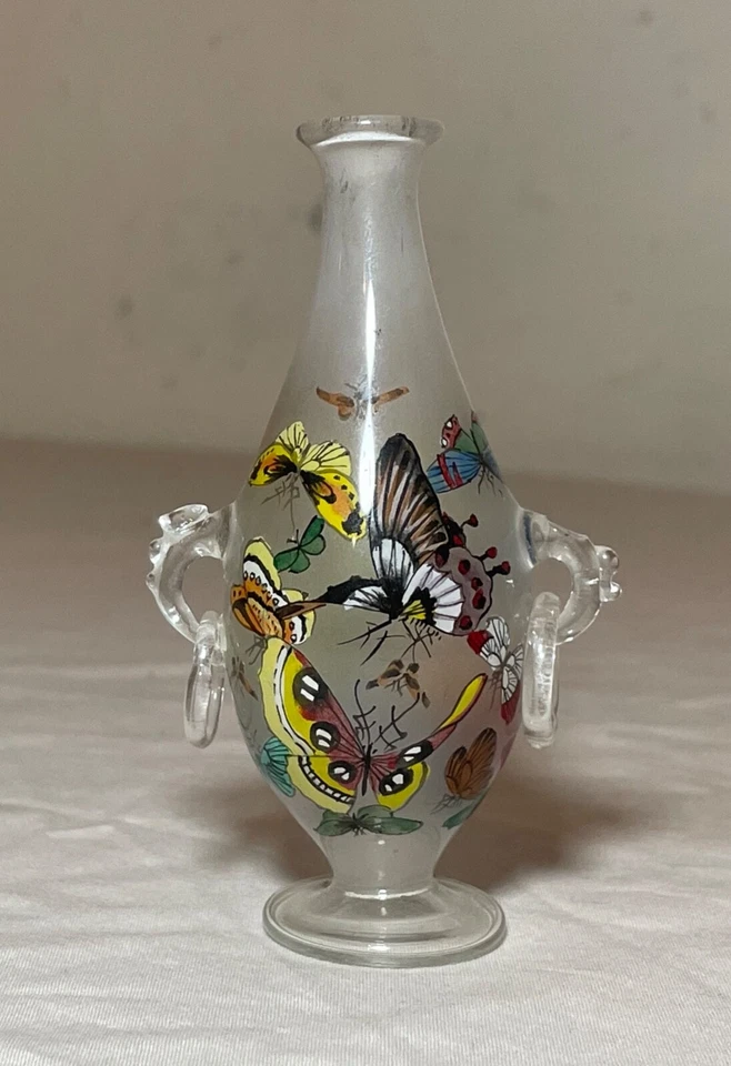 Antiguo jarrón chino reverso pintado a mano figurativo vidrio mariposa botella de tabaco Foto 2 de 4
