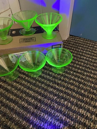 Set of 6 Federal Dessert Glasses Green Depression Uranium Vaseline Glass #B
