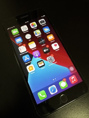Second Hand - Apple iPhone 8 Plus 64GB Schwarz