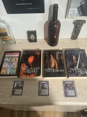Lord Of The Rings And The Hobbit Plus Trading Cards
