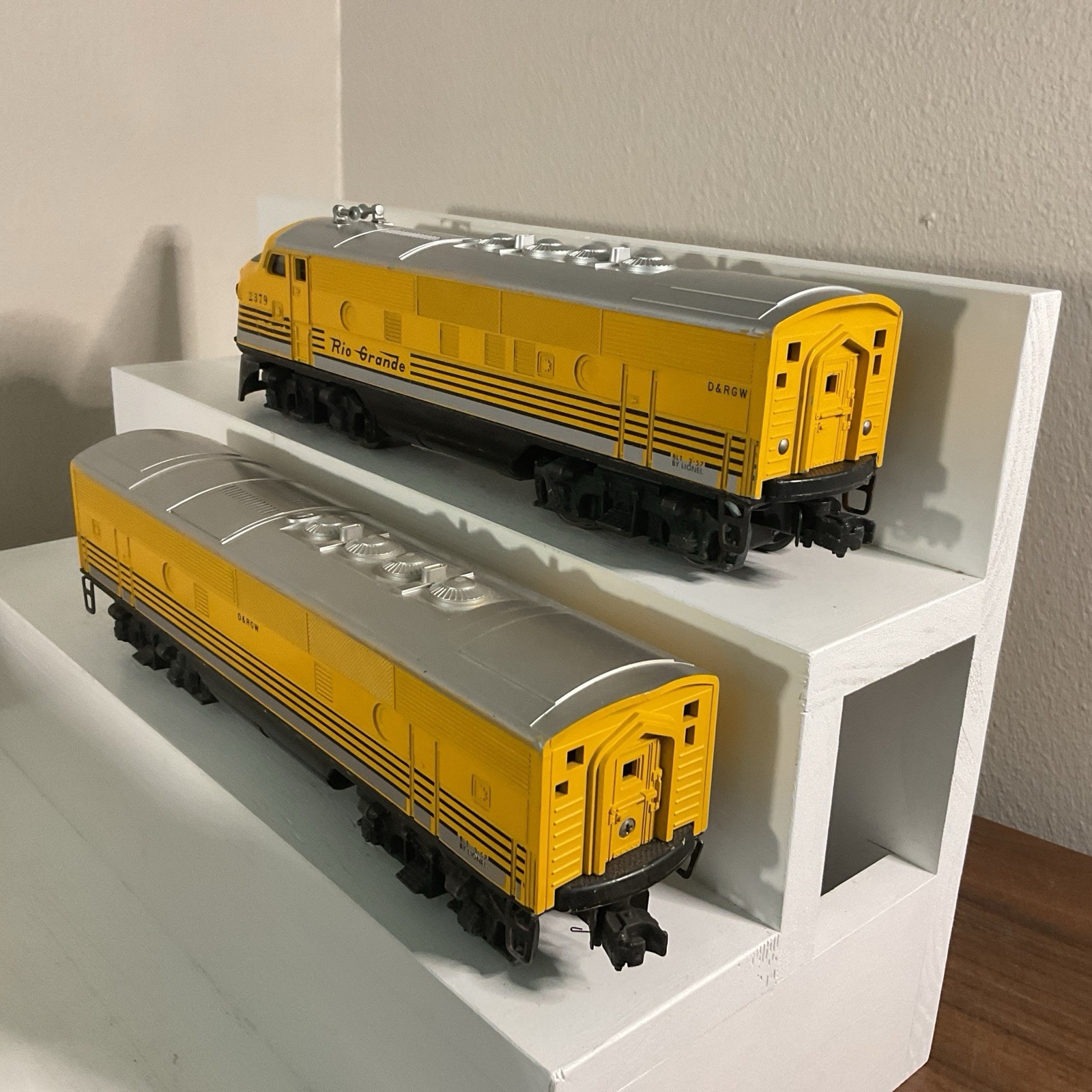 Picture 4 of 14