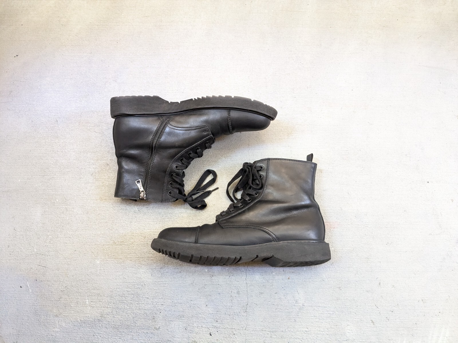 Prada Combat Boots Black Men 10 Leather Lace Up Shoes Rubber Side Zip Italy Y2K-image