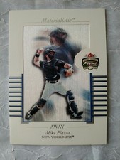 2002 Fleer Focus JE Materialistic Away / Mike Piazza
