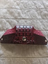 Button Snap Eye Glasses Soft Case- Hornback Embossed Cowhide