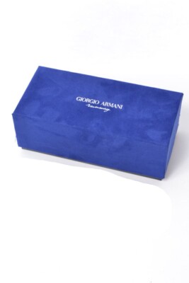 Giorgio Armani sunglasses look brand new comes with case and box Accessories | Giorgio Armani Sunglasses Look Brand New Comes  main image 4