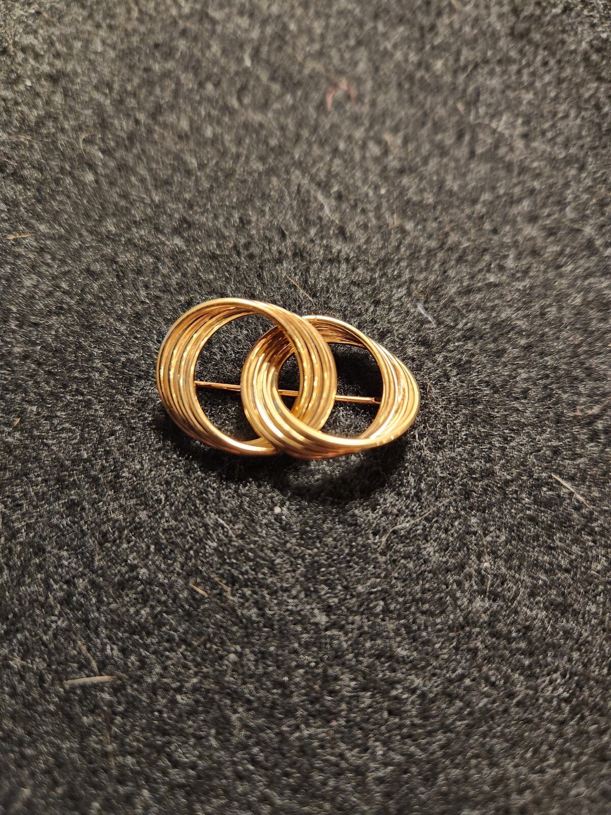 Picture 1 of 4