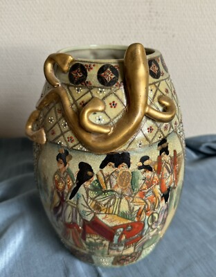 Prunk Vase durchbrochen Royal Satsuma Geishas Japan Asiatika Handdekoriert H21