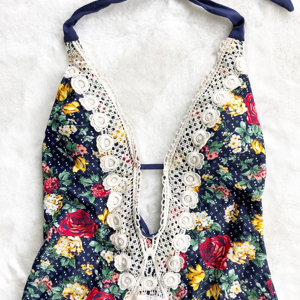 Traje de baño Mossimo talla M multicolor floral boho crochet encaje ribete inmersión de una pieza Foto 3 de 4