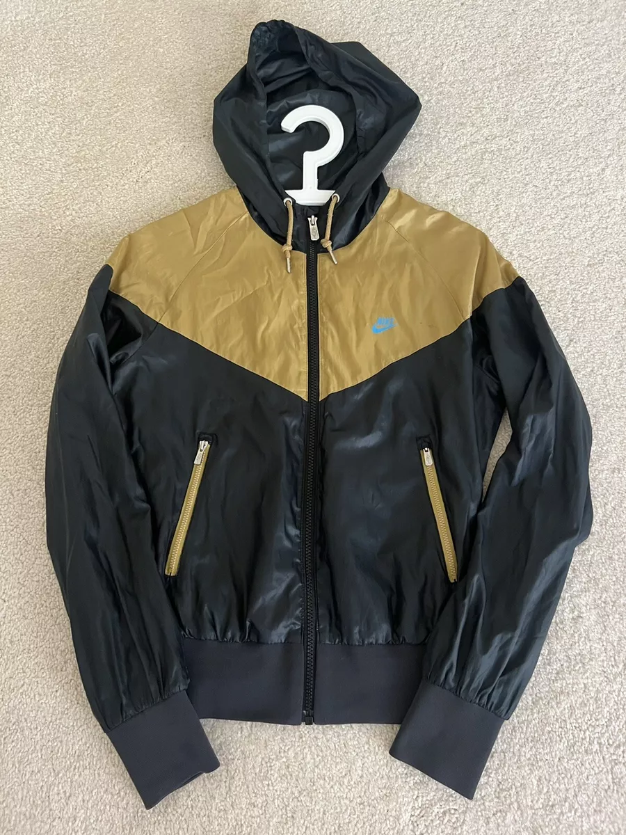 Black gold nike jacket hotsell