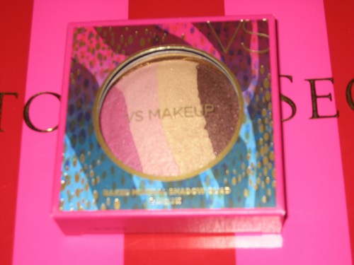 Victoria's Secret Baked Mineral Shadow Quad Exotic Escape 5.8 g/2oz-Discontinued - 第 1/3 張圖片