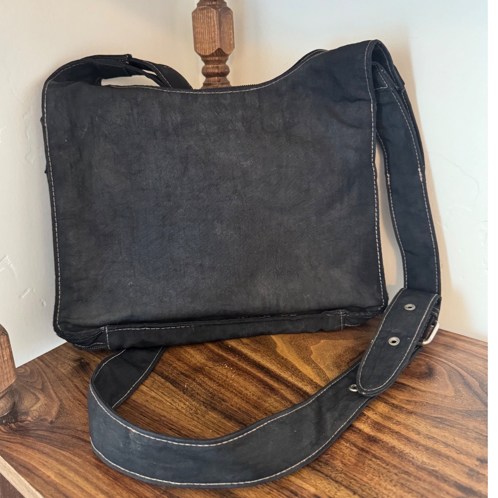 90s Vintage Eddie Bauer Black Multi Compartment Cross… - Gem