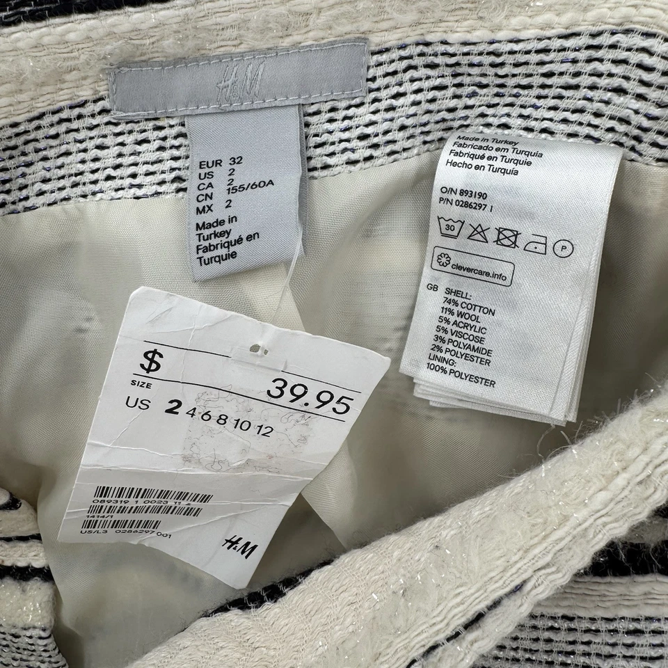 Mini-saia feminina H&M 2 listradas metálicas texturizadas envoltório frontal traseiro zíper novo com etiquetas - Imagem 3 de 4