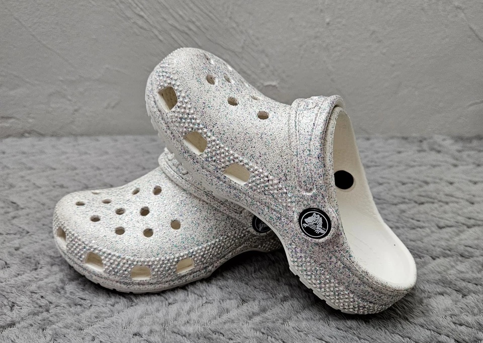 Zapatos zuecos blancos multicolores brillantes para niños talla 10C clásicos cocodrilos al aire libre Foto 3 de 4