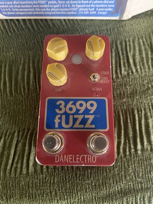 Danelectro 3699 Fuzz Analog Guitar Effects Pedal for Electric Guitar