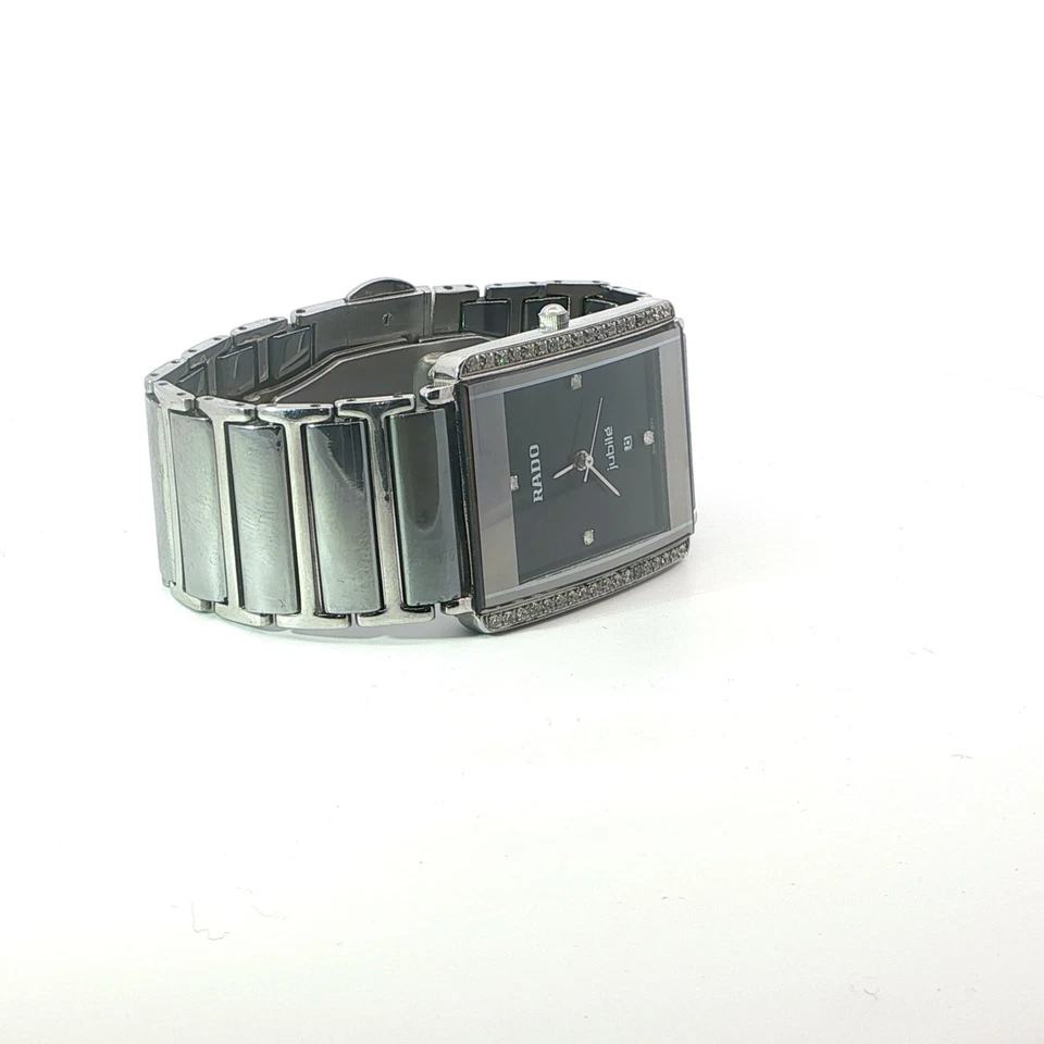 Швейцарские юбилейные кварцевые часы Rado 160.0282.3 с бриллиантовым ободком и циферблатом из вольфрамовой стали - Изображение 2 из 4