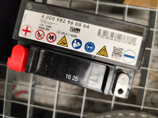 Original Mercedes-Benz A0009829608 NEUF Batterie de réserve Auxiliaire 12V 12AH