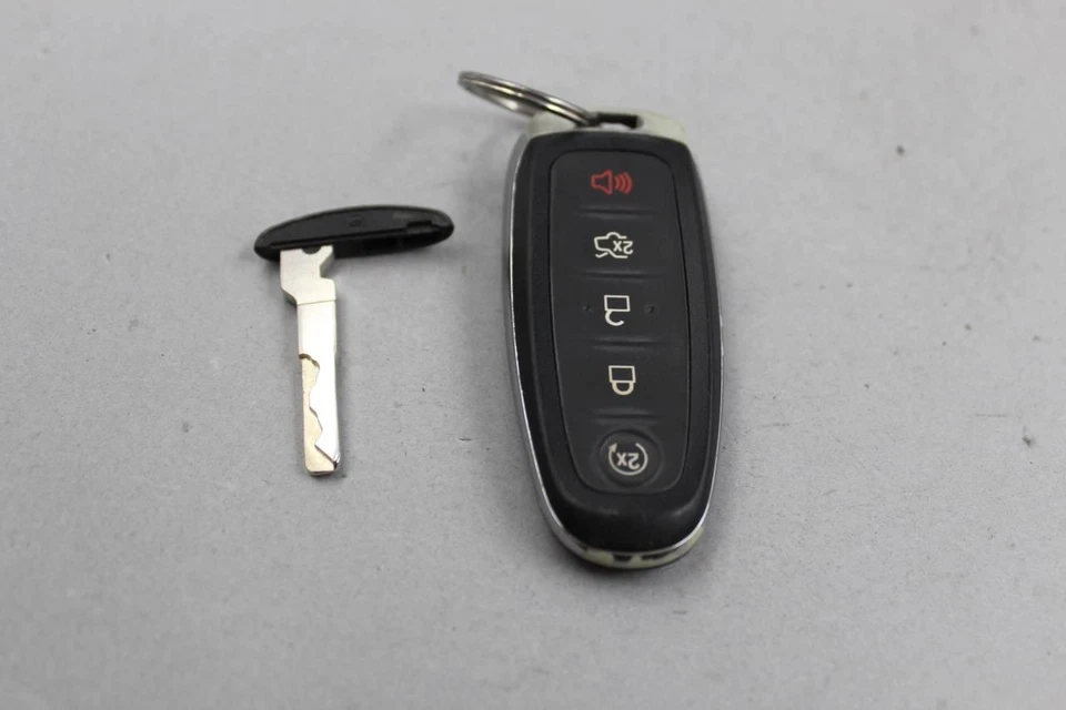 Брелок/пульт дистанционного управления пять кнопок ID BT4T-15K601-HX подходит 2013-2019 FORD ESCAPE OEM #38815 - Изображение 3 из 3