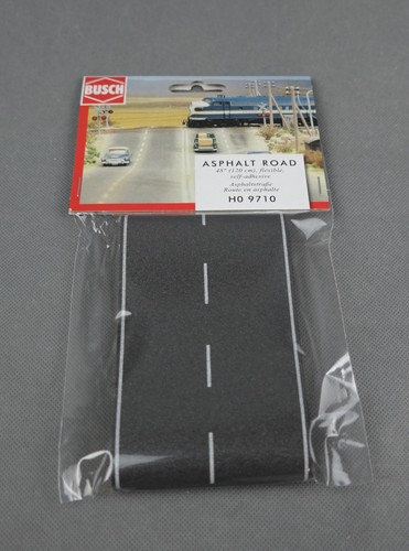Busch 9710 [Kit H0] - 120 cm carretera asfaltada autoadhesiva (precio base 5,41 €/m) | Condition: Neu