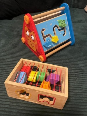 5 in 1 Montessori Spielzeug + Sorter   Hape Action Box  Dreieck BusyCube