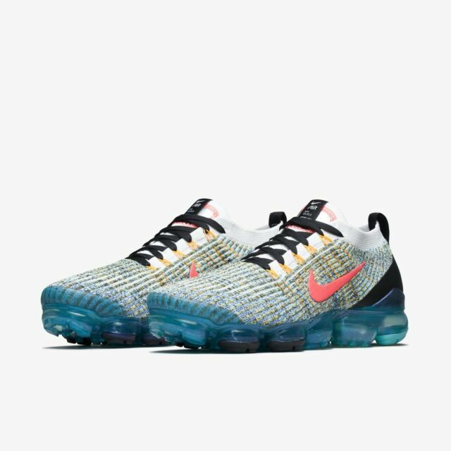 crimson vapormax flyknit 3