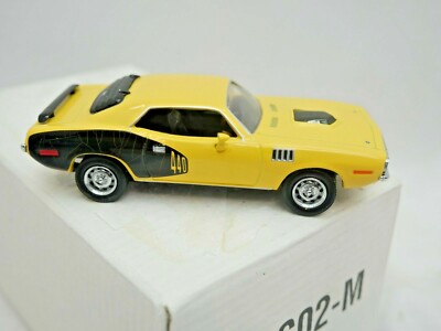 Matchbox 1/43 - Plymouth Cuda 440 Jaune et Noire 1975