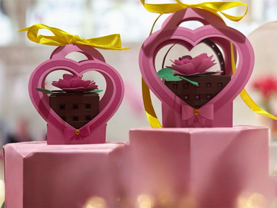 Pink Heart-Shaped Pop-Up Explosion Gift Box, Paper Floral, Valentine s Day
